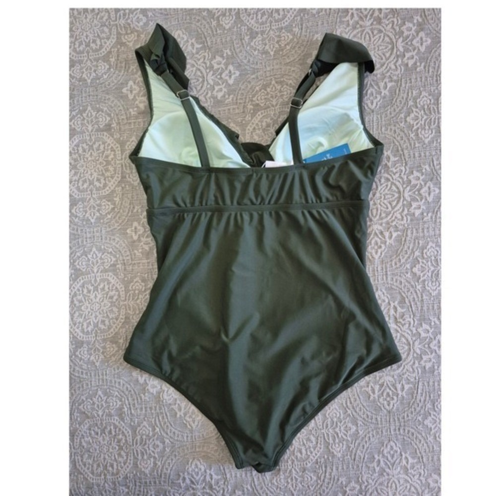 Cupshe Olive Green Ruffle V-Neck Ruched One Piece Swimsuit 1X NWT - Picture 8 of 9
